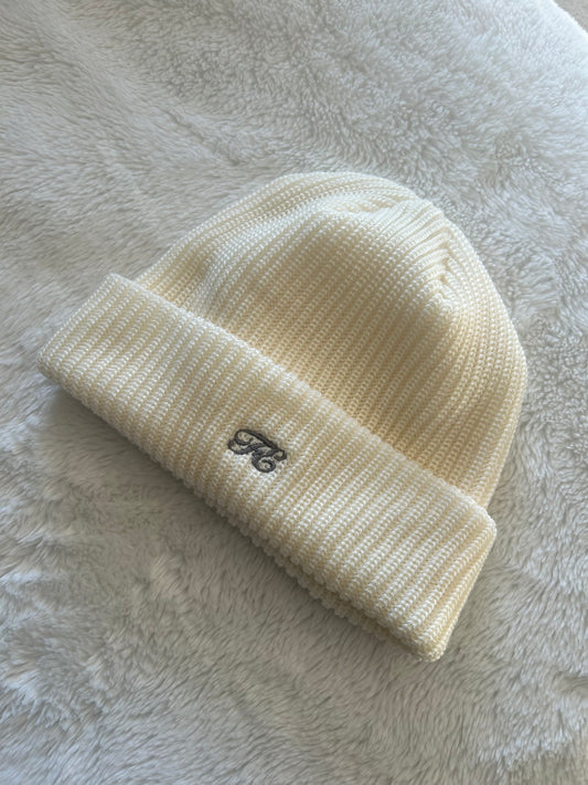 FE BEENIE