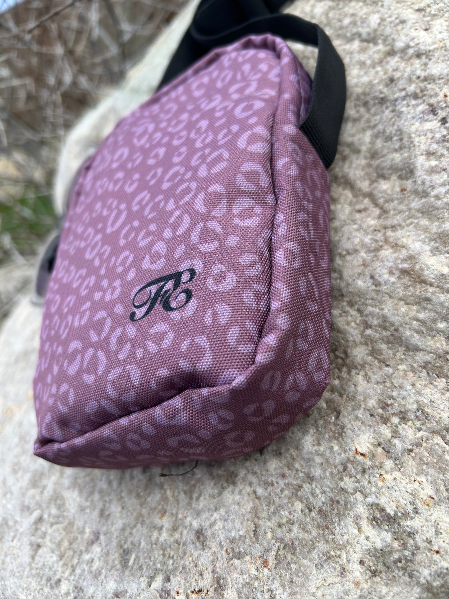 Mauve-A-Licious crossbody bag