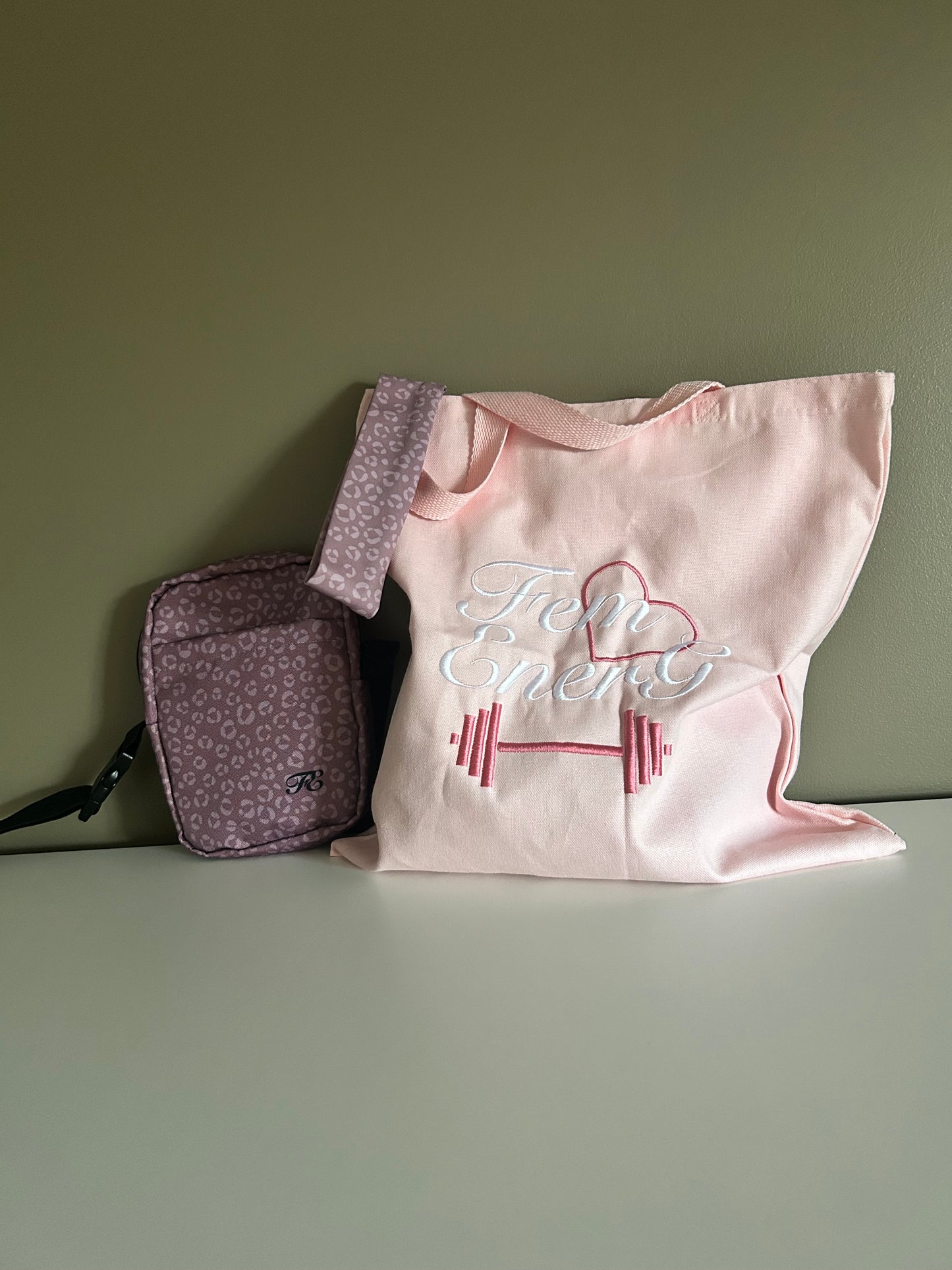FemEnerG Tote | shopping & erands tote 🇨🇦