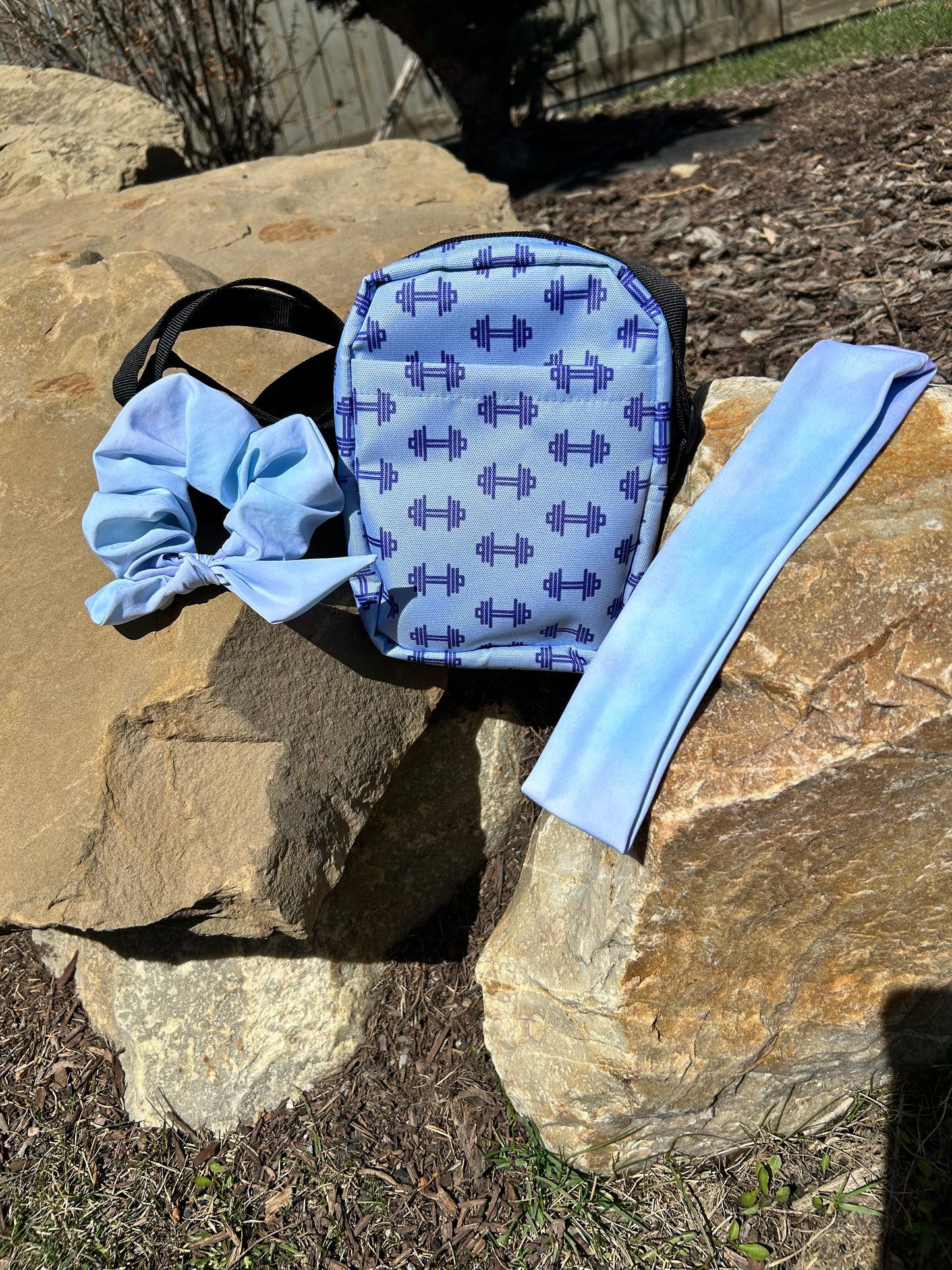 Dumbbell blue crossbody bag